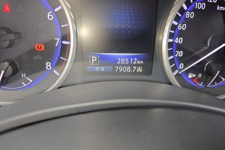 Used Infiniti Q50L 2015 2.0T Comfort Edition
