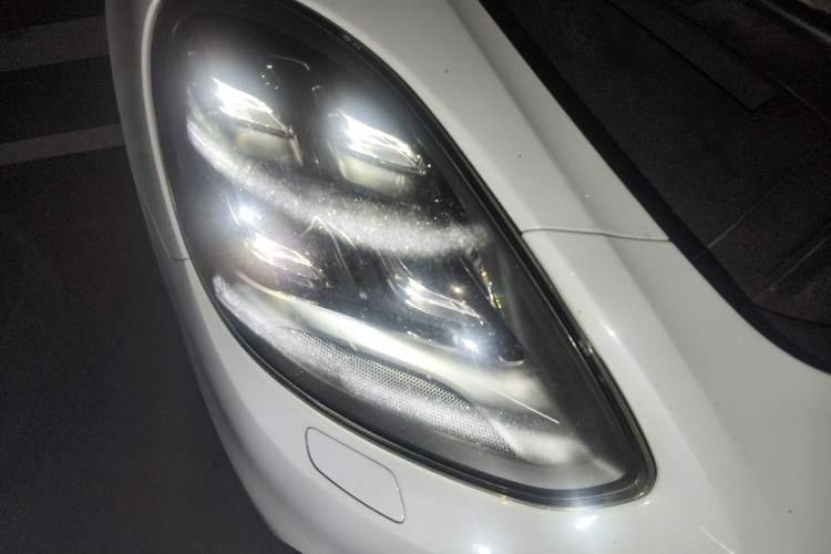 Used Porsche Panamera 2019 Panamera Executive Long Wheelbase 2.9T Right Front Headlight