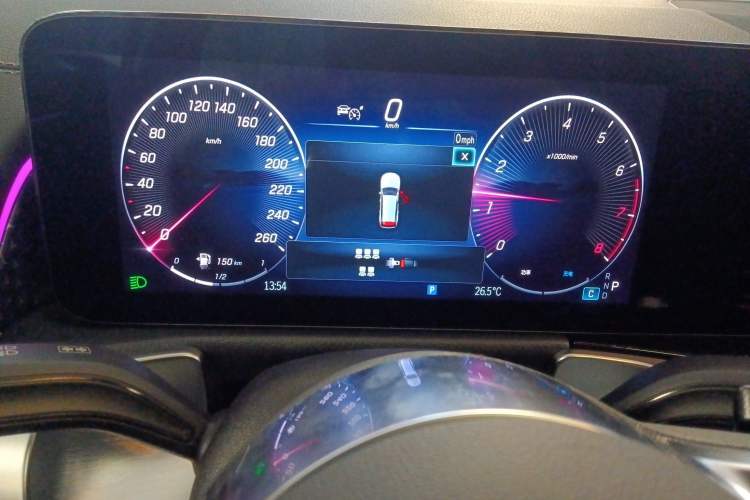 Used Mercedes-Benz GLB 2024 GLB 220 Fashion Model
