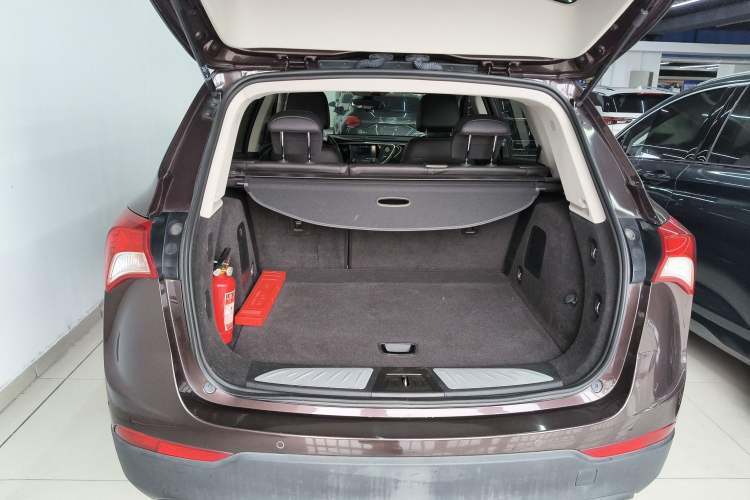 Used Buick Envision 2019 20T Two-Wheel Drive Elite Version China V Standard
