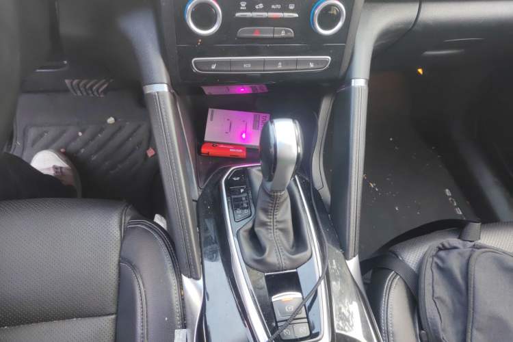 Used Renault Koleos 2017 2.5L Four-Wheel Drive Ultimate Edition
