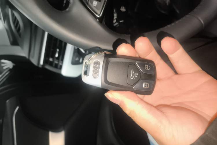 Used Audi A4L 2020 40 TFSI Fashion Dynamic Model
