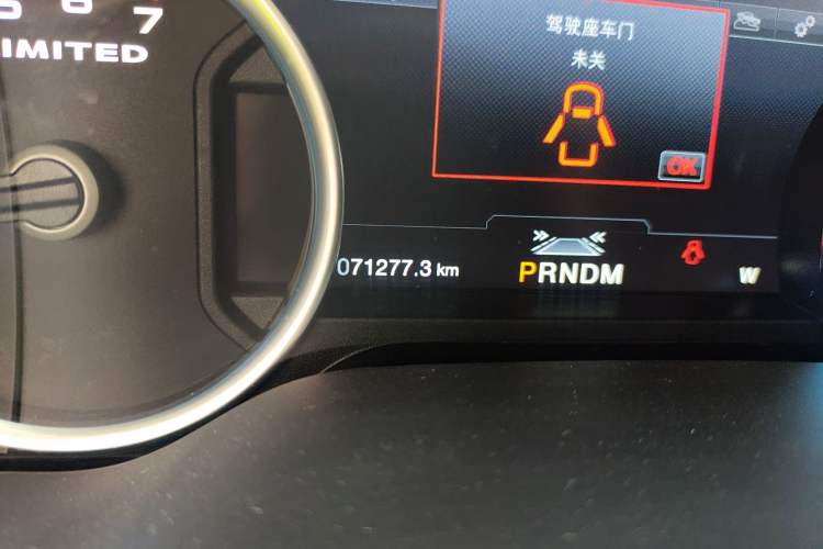 Used Ford F-150 Raptor 2019 3.5T LTD Odometer Close Up