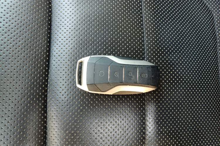 Used BYD Song Pro New Energy 2019 EV High-Power Long-Range Flagship Model
