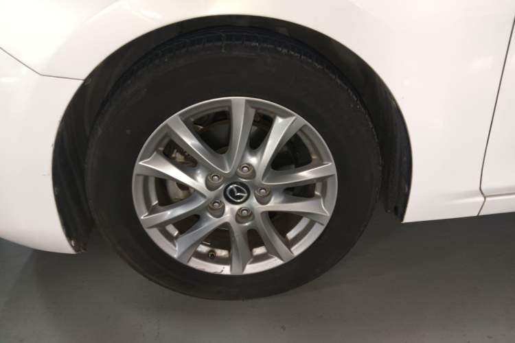 Used Mazda 3 Axela 2019 Cloud-Controlled Sedan 1.5L Automatic Luxury Model China VI Standard Left Front Wheel Hub