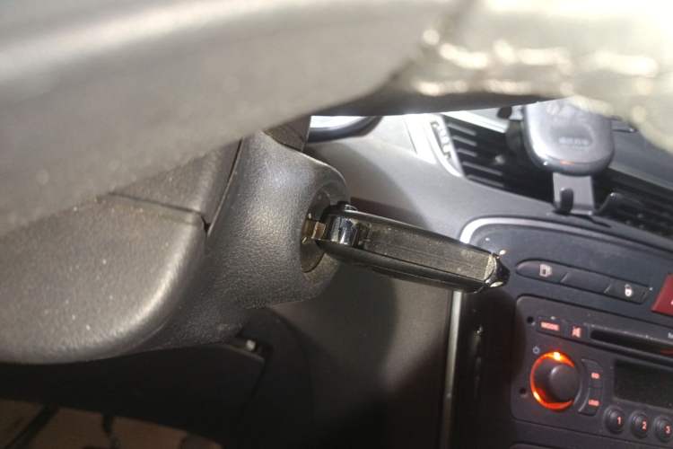 Used Peugeot 308 2013 1.6L Manual Fashion Model