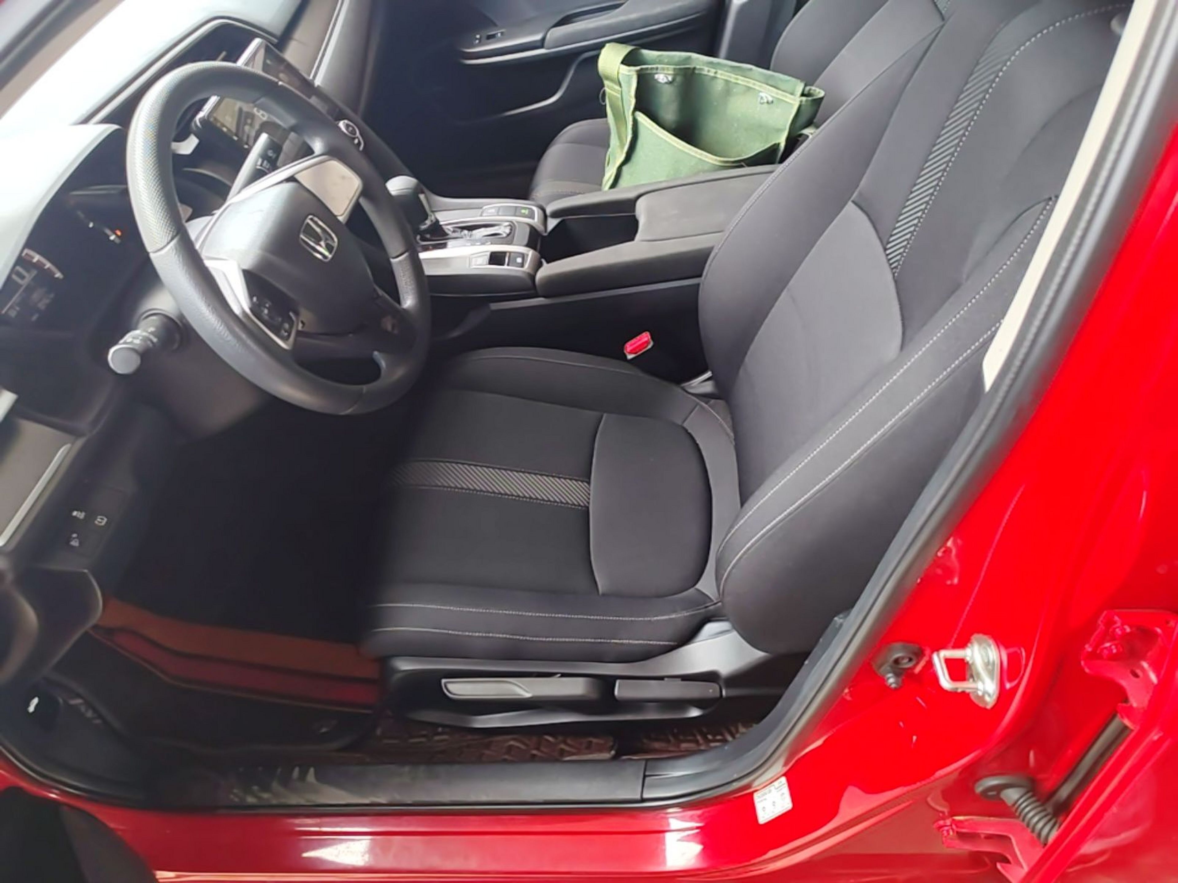 Interior delantero