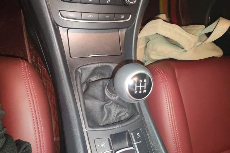 Used MG 6 2015 Hatchback 1.8L 90th Anniversary Track Champion Edition Manual Comfort Model