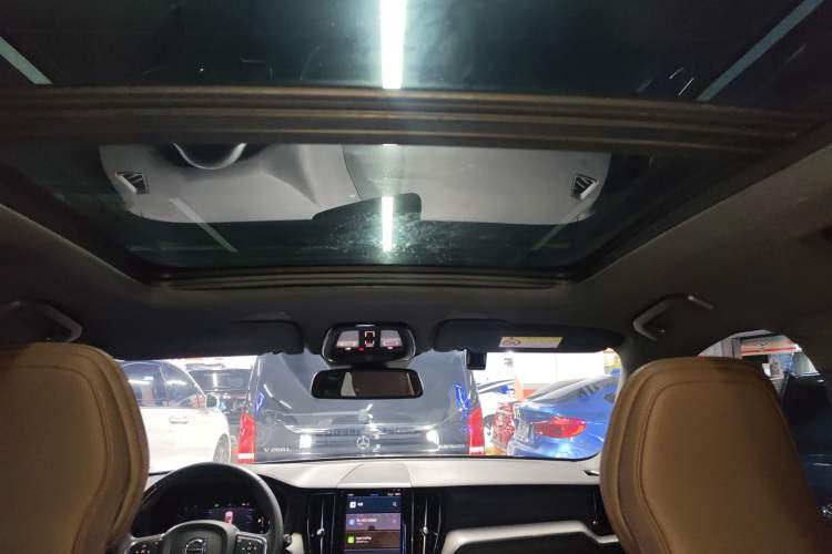 Used Volvo XC60 2023 B5 4x4 Smart Luxury Edition
