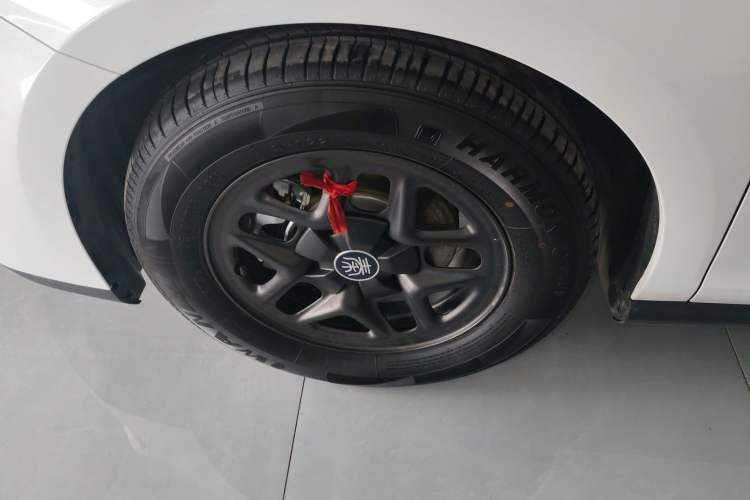 Used BYD Qin PLUS 2025 DM-i Smart Drive 55KM Leading Model
