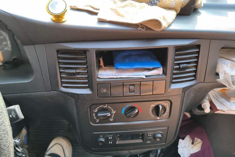 Used Wuling Zhiguang 2015 1.2L Practical LS-I Model
