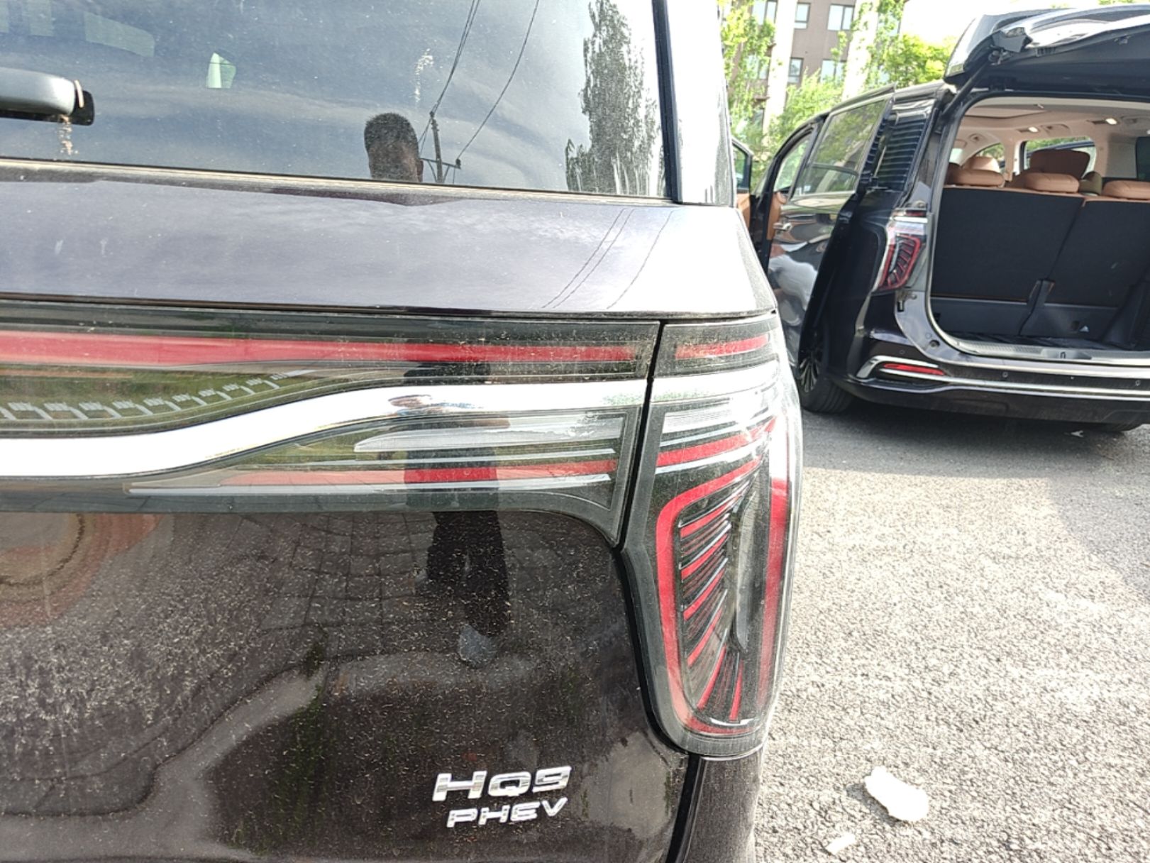 Hongqi HQ9 PHEV 2024 2.0T Four-Wheel Drive Business Edition — снимка 9