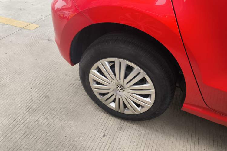 Used Volkswagen Polo 2016 1.6L Automatic Comfort Model