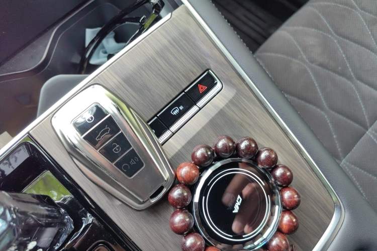 Used Geely Auto Monjaro L 2025 Dongfang Yao 2.0TD Automatic All-Wheel-Drive Wangyue Edition Vehicle Key