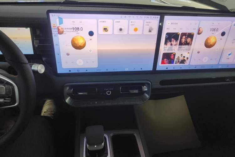 Used BAIC Off-Road BJ40 Electric Drive 2025 Standard Edition Audio And AC Panel