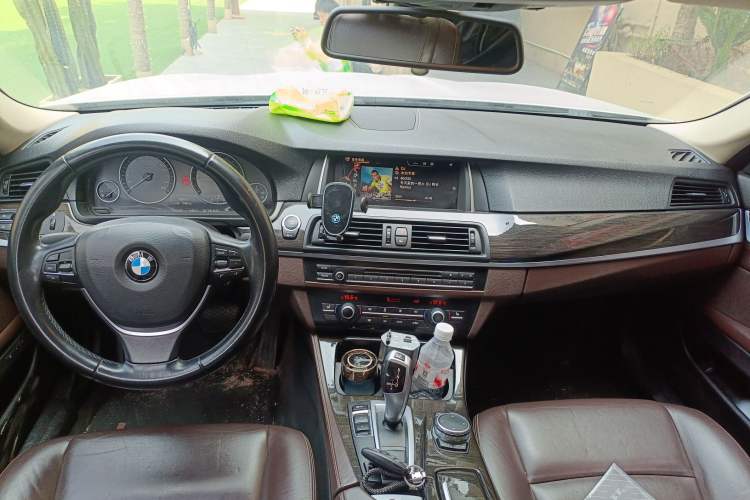 Used BMW 5 Series 2014 525Li Luxury Design Package
