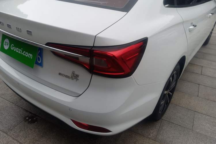 Used Roewe i5 2020 1.5L Automatic 4G Connect Luxury Flagship Edition
