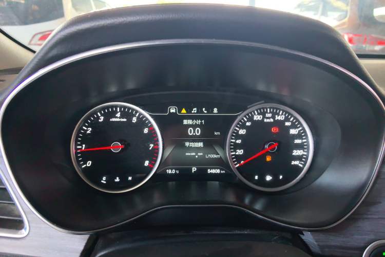 Used Baojun 730 2017 1.5T DCT Flagship Model 7 Seats China V Emission Standard Instrument Cluster