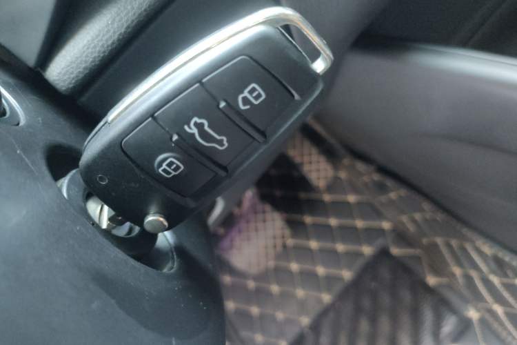 Used Audi A3 2016 Limousine 35 TFSI Prestige Edition
