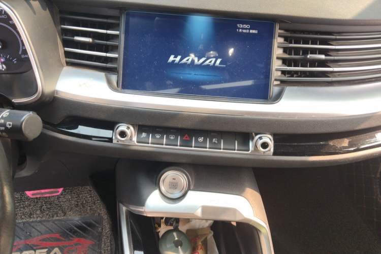 Used Haval H6 2017 Red Label 2.0T Automatic Two-Wheel Drive ZhiShang Model
