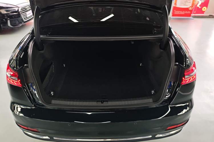 Used Audi A6L 2022 40 TFSI Luxury Prestige Edition Trunk