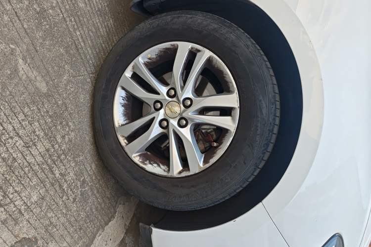 Used Chevrolet Cavalier 2016 1.5L Automatic Xinyue Edition Right Front Wheel Hub