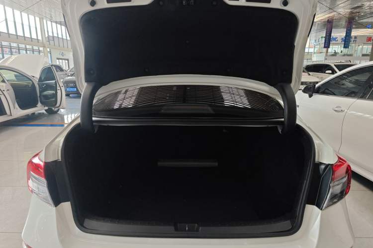 Used Honda Civic 2022 240TURBO CVT Dynamic Edition
