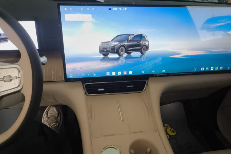 Used Chery T11 2026 Model 220 All-Wheel Drive Dual IMAX Theater Edition Audio And AC Panel