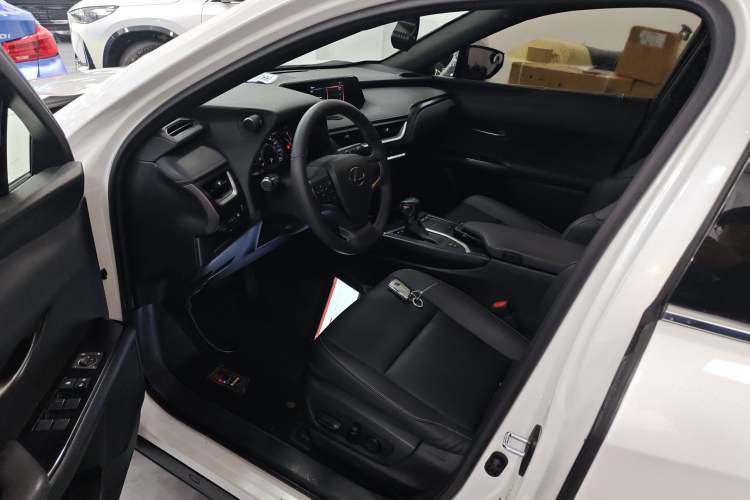 Used Lexus UX 2019 260h Explore-Cool Edition China VI Standard