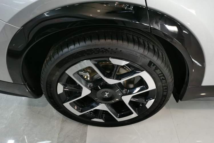 Used XPeng G7 2025 702 Max Exterior 8