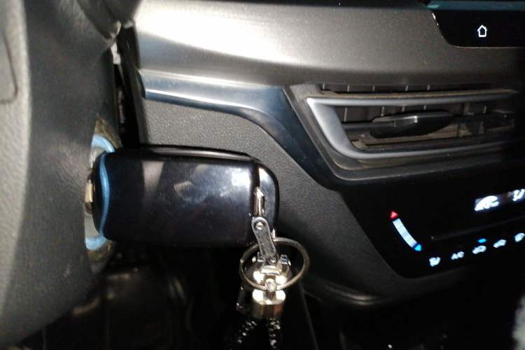 Used CHANGAN CS35PLUS 2019 1.6L Manual E-Link Upgrade Edition
