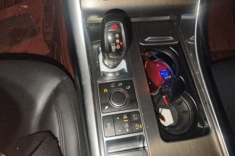 Used Land Rover Range Sport 2014 3.0 SC V6 HSE
