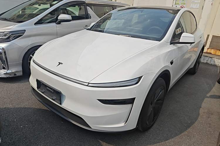 Used Tesla Model Y 2026 Rear-Drive Model