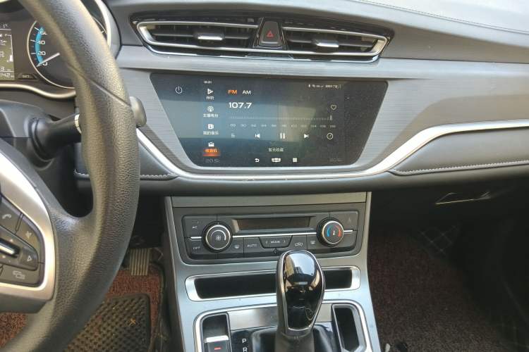 Used Geely Auto Emgrand 2021 UP 1.5L CVT Luxury Model Audio And AC Panel