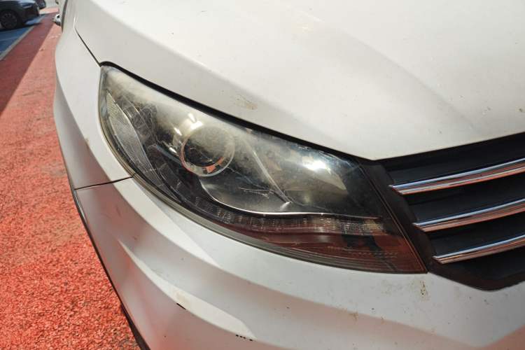 Used Dongfeng Fengon 580 2016 1.5T Manual Luxury Edition
