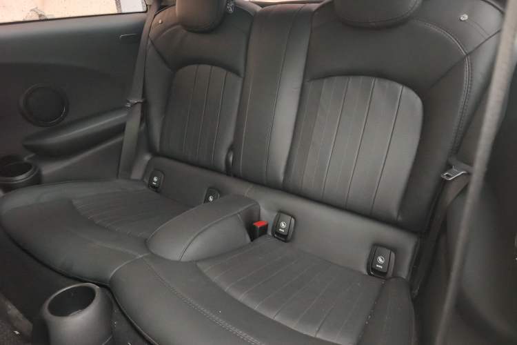 Used MINI 2019 2.0T COOPER S Artist