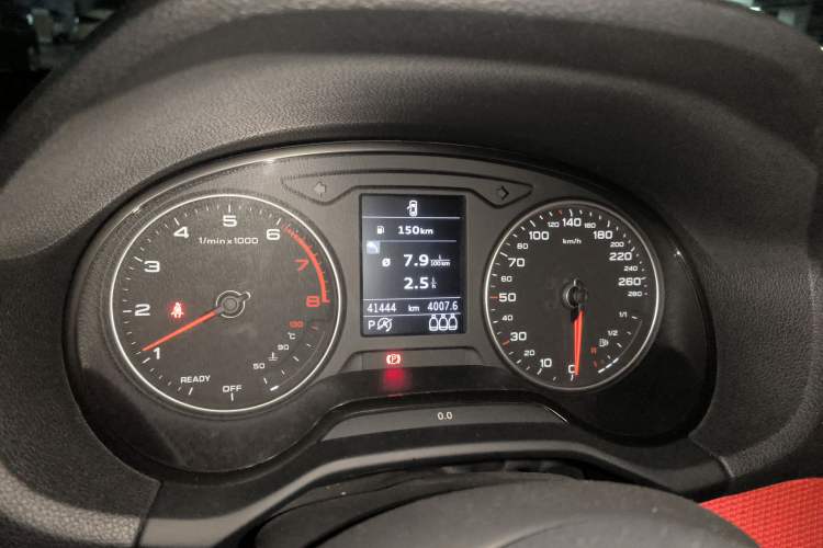Used Audi Q2L 2018 35 TFSI Fashion Dynamic Version China VI Emission Standard Instrument Cluster