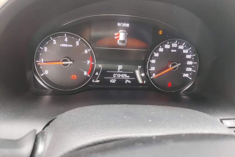 Used Honda Avancier 2017 240TURBO Two-Wheel Drive Elite Edition Odometer Close Up