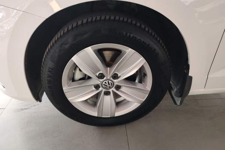 Used Volkswagen Touran 2016 Volkswagen Touran L 280TSI Manual Trend Edition
