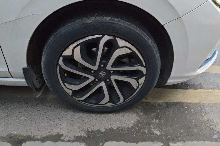 Used Changan Eado New Energy 2019 EV460 Smart Edition