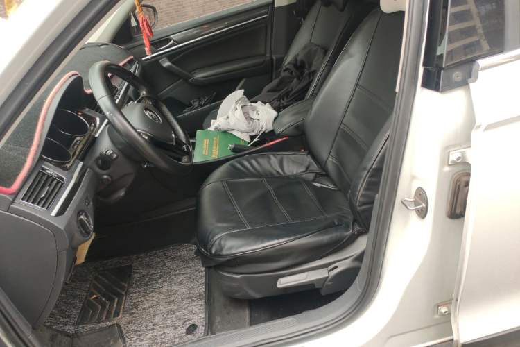 Used Volkswagen C-TREK 2020 1.5L Automatic Comfort Model Left Front Seat