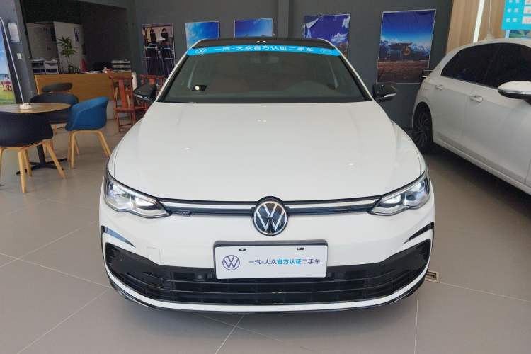 Used Volkswagen Golf 2023 Facelift 280TSI DSG R-Line Lite
