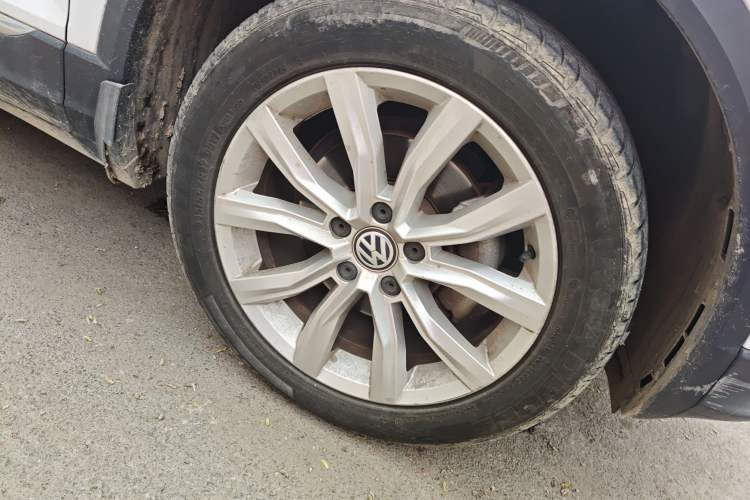 Used Volkswagen T-ROC 2019 230TSI DSG Two-Wheel-Drive Advanced Version China VI Standard