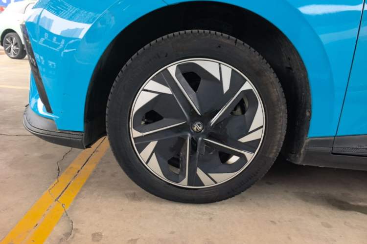 Used MG 4 EV 2022 425 km Luxury Edition