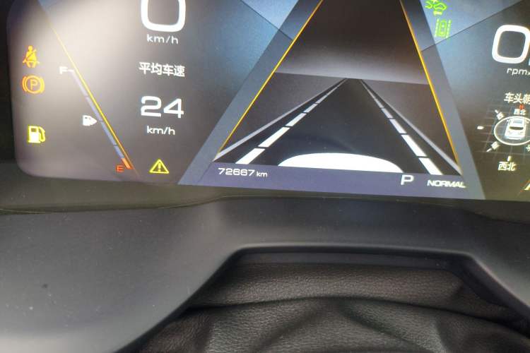 Used Wey VV7 2019 Upgraded Model 2.0T Flagship Version China VI Odometer Close Up