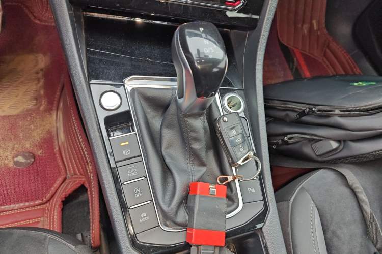 Used Volkswagen Sagitar 2020 280TSI DSG Luxury Version China VI Standard