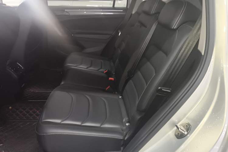 Used Volkswagen Tiguan L 2021 330TSI Automatic Two-Wheel Drive R-Line Enhanced Edition
