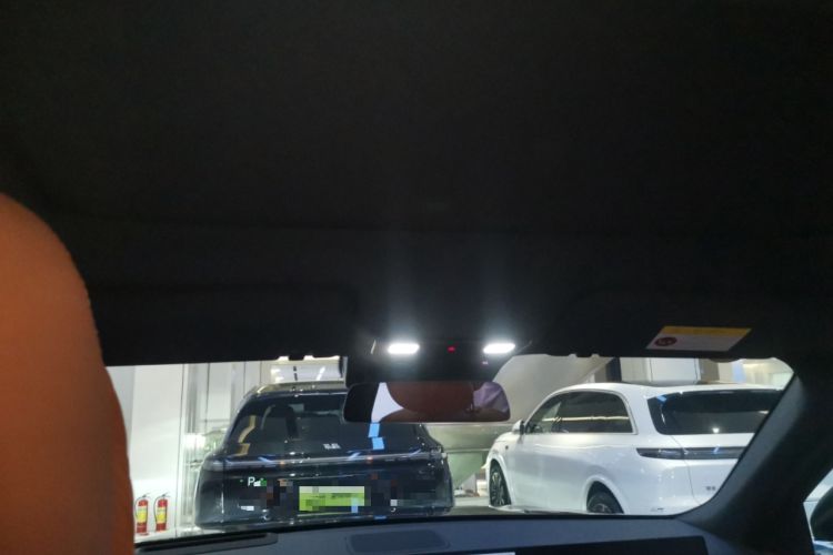 Used Li Auto L8 2024 Ultra Model Headliner