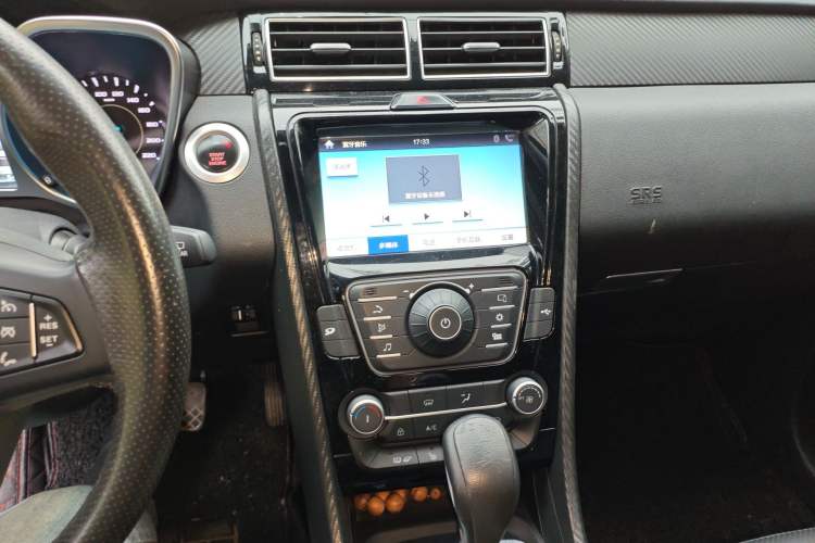 Used JMC Yusheng S330 2016 1.5L GTDi Automatic Two-Wheel Drive Prestige Edition Audio And AC Panel