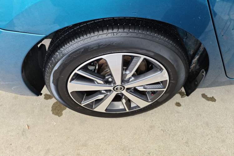 Used Nissan Lannia 2016 1.6L CVT Cool Edition Right Rear Wheel Hub